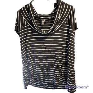Cable & Gauge Woman, Black & White Stripped, Sz. 1X